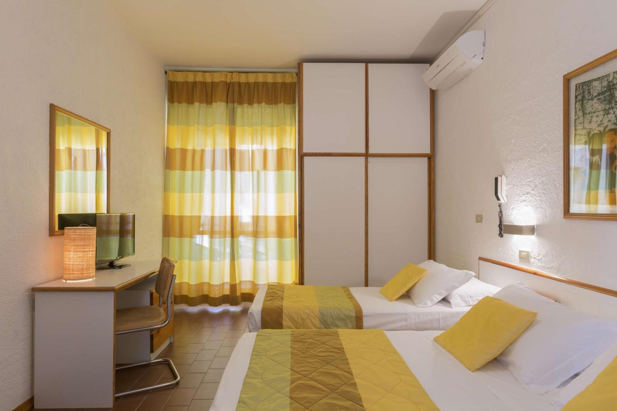 Hotel Bellevue, Sure Hotel Collection By Best Western Πέζαρο Εξωτερικό φωτογραφία